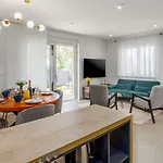 Luxusapartment Mit Moskitonetzen, Gutem Restaurant Ums Eck, Wifi, Liegen * Πόρετς