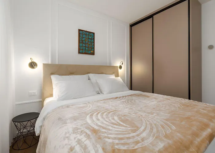 Luxusapartment Mit Moskitonetzen, Gutem Restaurant Ums Eck, Wifi, Liegen *