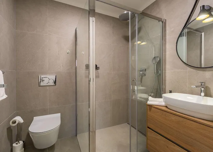 Luxusapartment Mit Moskitonetzen, Gutem Restaurant Ums Eck, Wifi, Liegen *