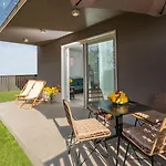 公寓 Luxusapartment Mit Moskitonetzen, Gutem Restaurant Ums Eck, Wifi, Liegen 波雷奇