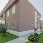 Luxusapartment Mit Moskitonetzen, Gutem Restaurant Ums Eck, Wifi, Liegen 公寓