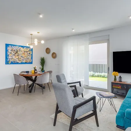 Daire Luxusapartment Mit Moskitonetzen, Gutem Restaurant Ums Eck, Wifi, Liegen *