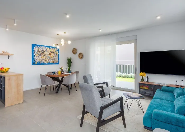 Daire Luxusapartment Mit Moskitonetzen, Gutem Restaurant Ums Eck, Wifi, Liegen *