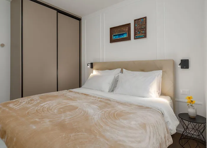 Luxusapartment Mit Moskitonetzen, Gutem Restaurant Ums Eck, Wifi, Liegen Lejlighed