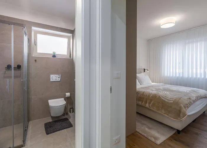 Daire Luxusapartment Mit Moskitonetzen, Gutem Restaurant Ums Eck, Wifi, Liegen