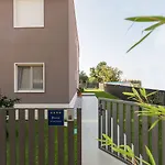 Luxusapartment Mit Moskitonetzen, Gutem Restaurant Ums Eck, Wifi, Liegen Апартаменти *